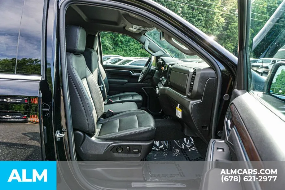 2026 GMC Sierra 1500 SLT - Photo 22