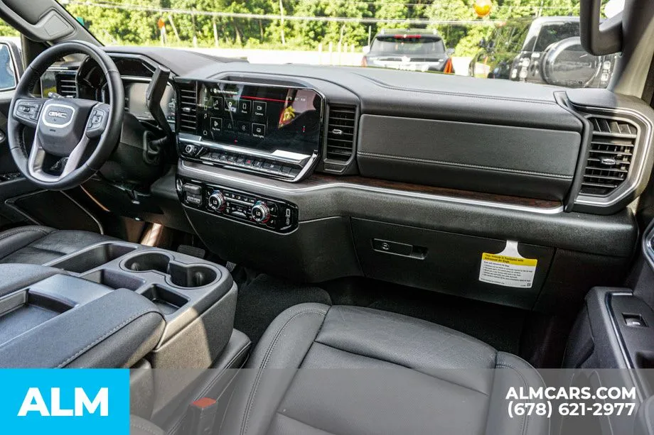 2026 GMC Sierra 1500 SLT - Photo 23
