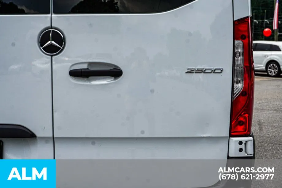 2025 Mercedes-Benz Sprinter Passenger Van Base - Photo 13
