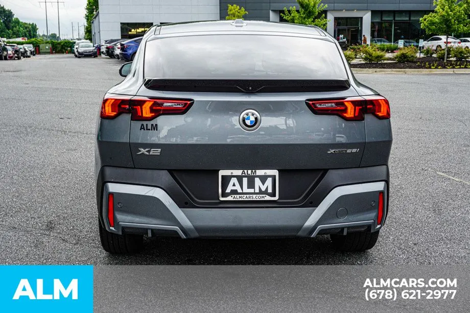 2025 BMW X2 28i - Photo 11