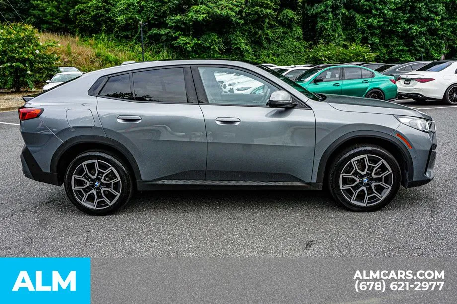 2025 BMW X2 28i - Photo 9