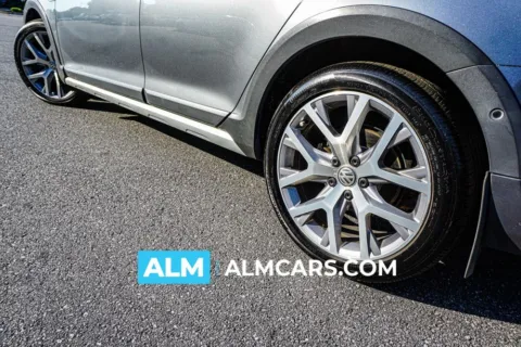 Gray 2018 Volkswagen Golf Alltrack TSI S for sale in Marietta, GA