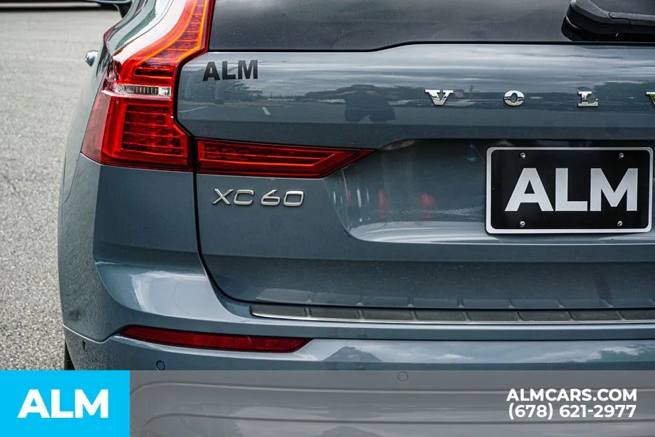 2022 Volvo XC60 Momentum - Photo 16