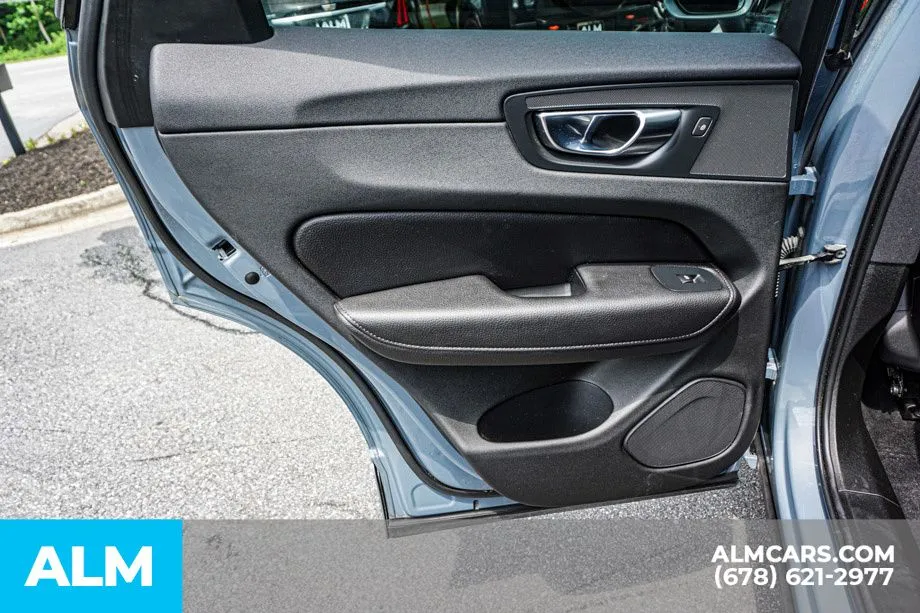 2022 Volvo XC60 Momentum - Photo 55