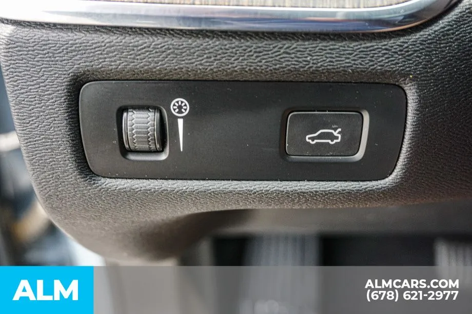 2022 Volvo XC60 Momentum - Photo 50