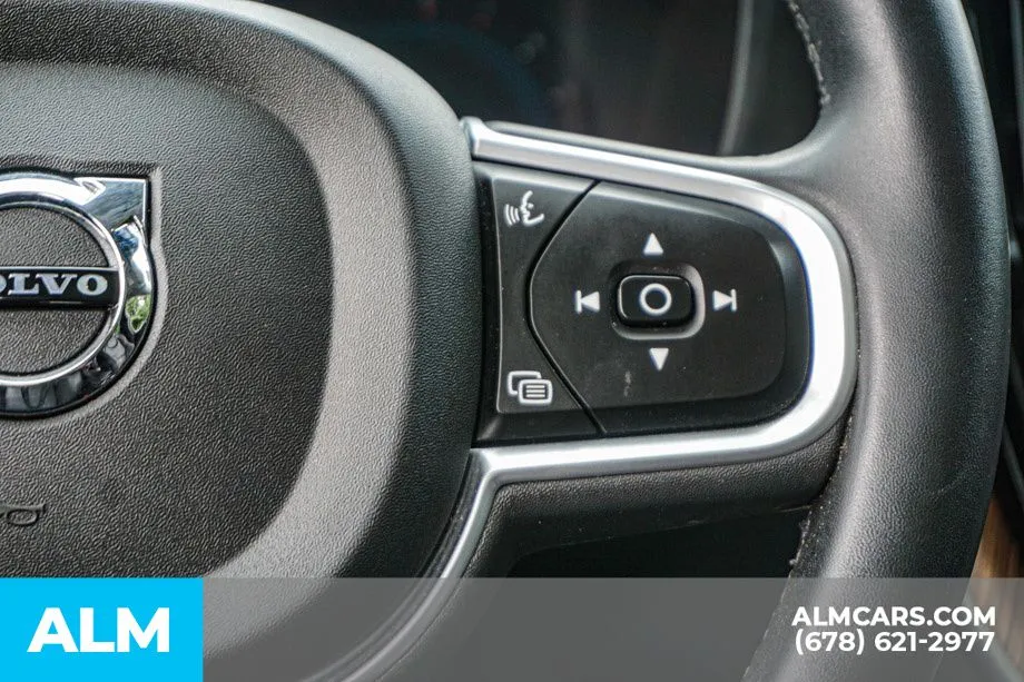 2022 Volvo XC60 Momentum - Photo 32