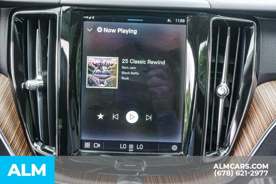 2022 Volvo XC60 Momentum - Photo 41