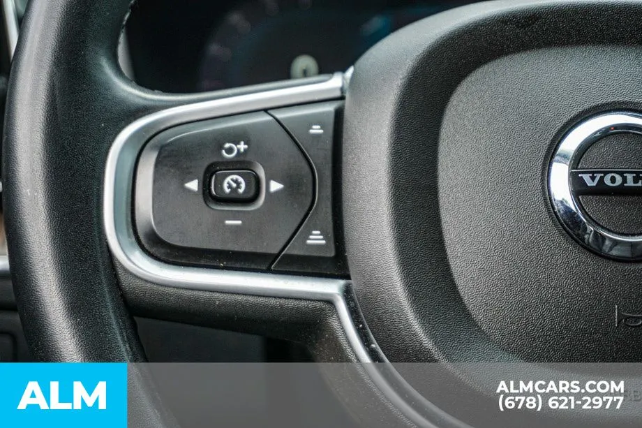 2022 Volvo XC60 Momentum - Photo 31