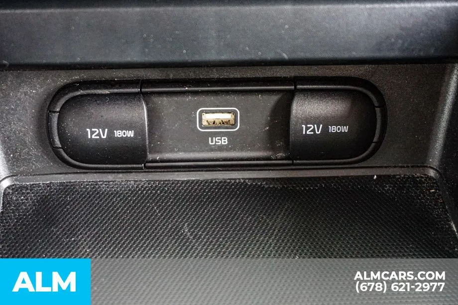 2025 Kia Soul LX - Photo 42