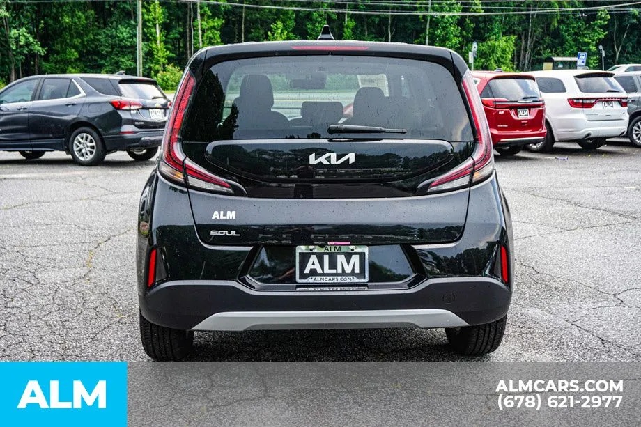 2025 Kia Soul LX - Photo 11