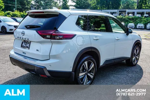 More photos of 2025 Nissan Rogue SL at ALM Marietta, GA