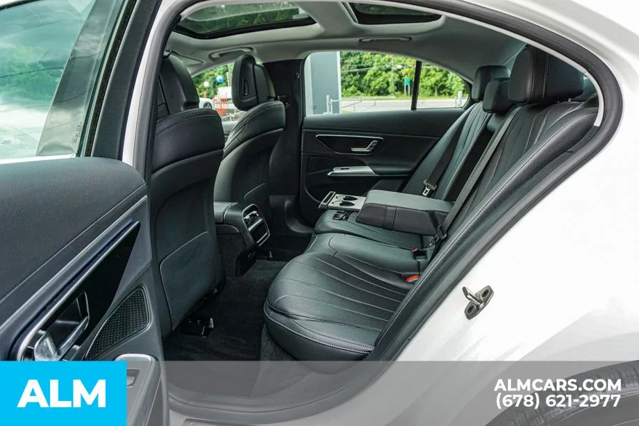2025 Mercedes-Benz E-Class E350 - Photo 21