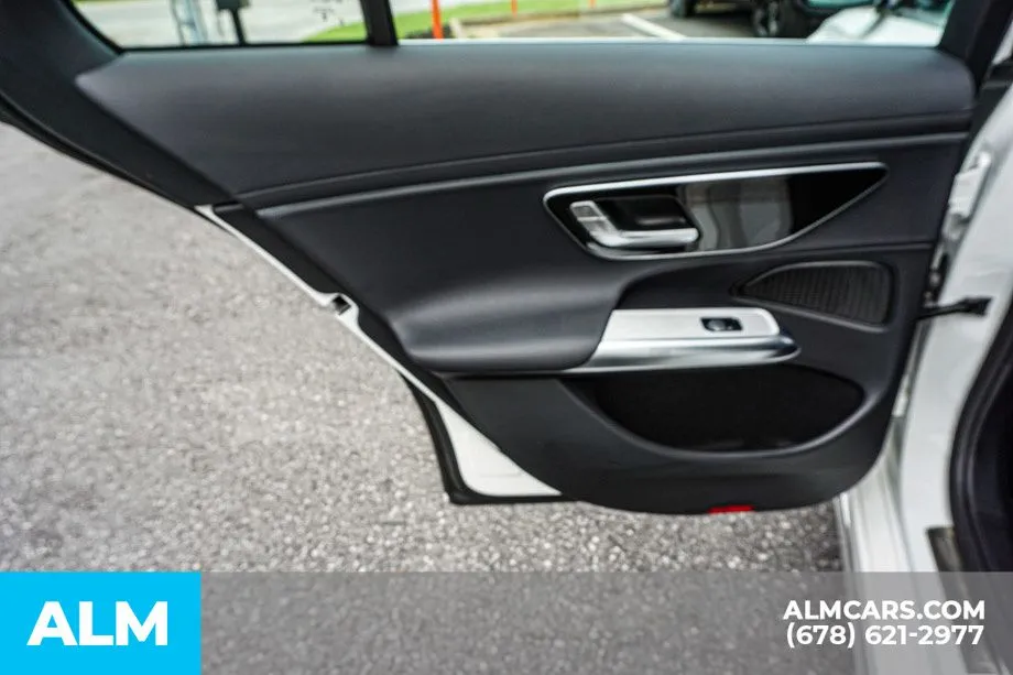 2025 Mercedes-Benz E-Class E350 - Photo 52