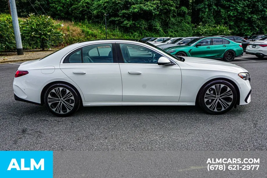 2025 Mercedes-Benz E-Class E350 - Photo 9