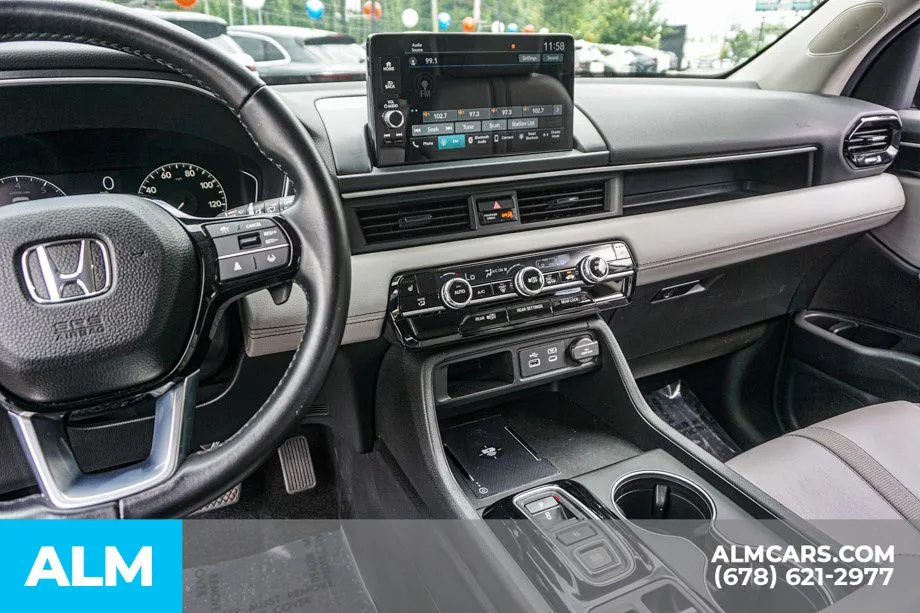 2025 Honda Pilot EX-L - Photo 33