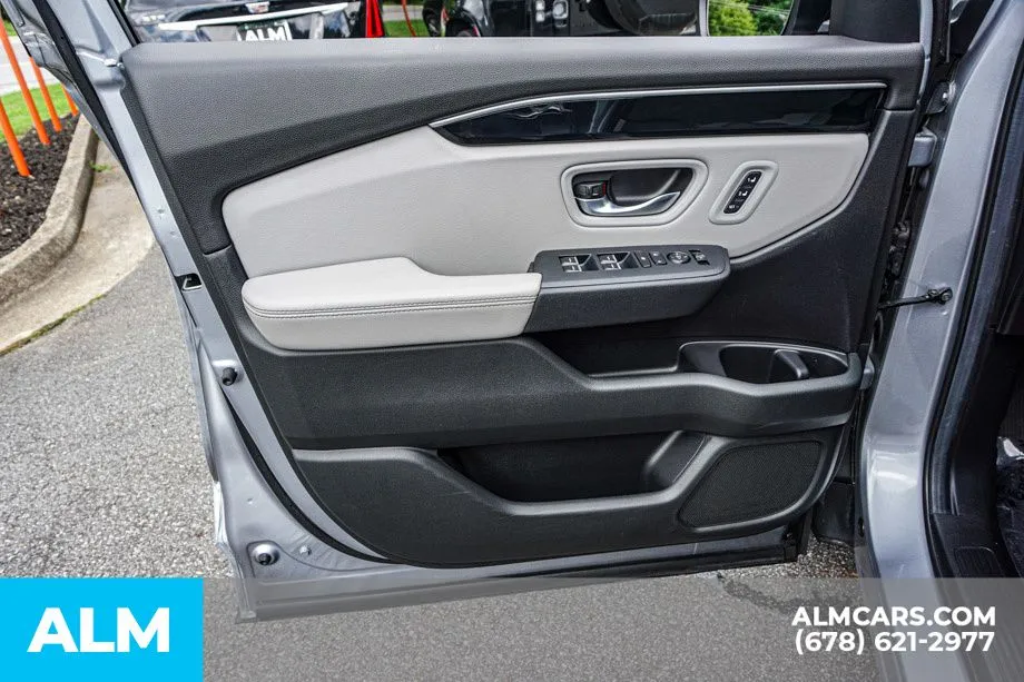 2025 Honda Pilot EX-L - Photo 51