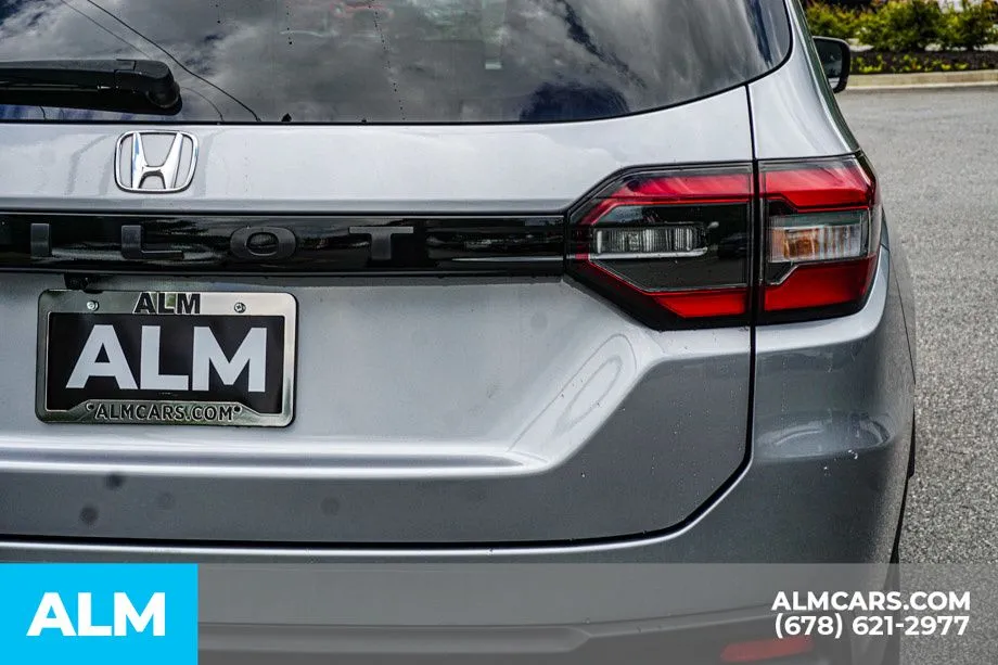 2025 Honda Pilot EX-L - Photo 12