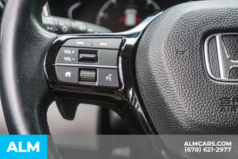 2025 Honda Pilot EX-L - Photo 30