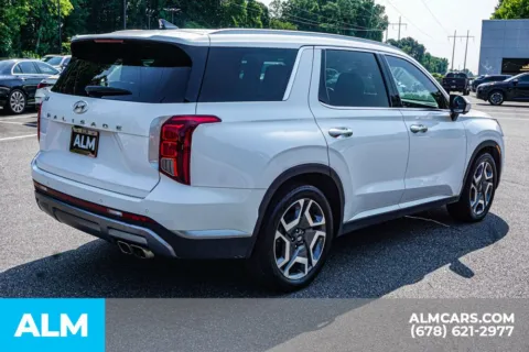 More photos of 2024 Hyundai Palisade SEL at ALM Marietta, GA