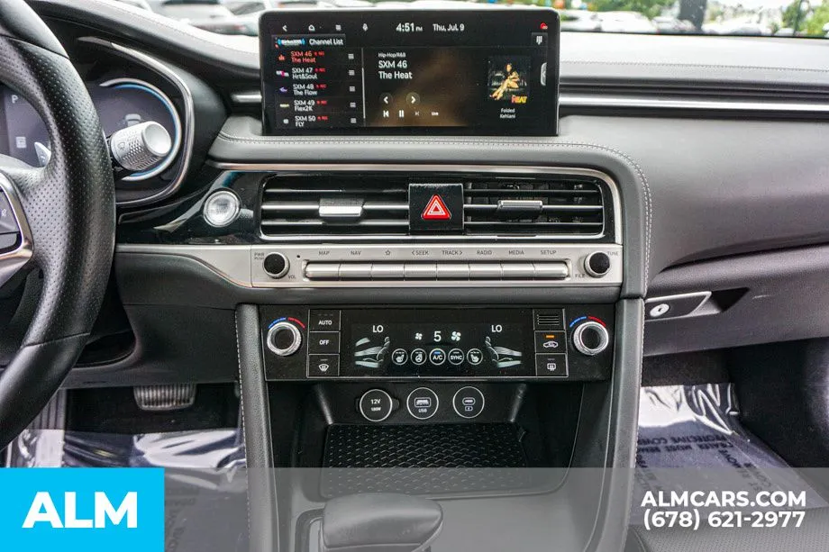 2025 GENESIS G70 Standard - Photo 39