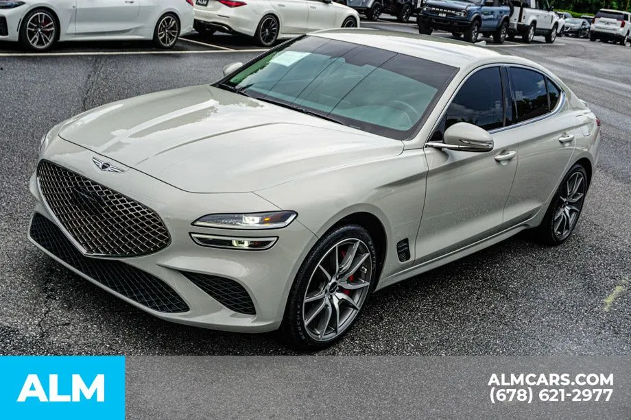 2025 GENESIS G70 Standard - Photo 15