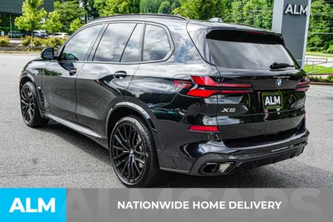 More photos of 2025 BMW X5 sDrive40i at ALM Marietta, GA