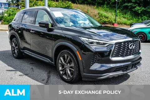 More photos of 2022 INFINITI QX60 LUXE at ALM Marietta, GA