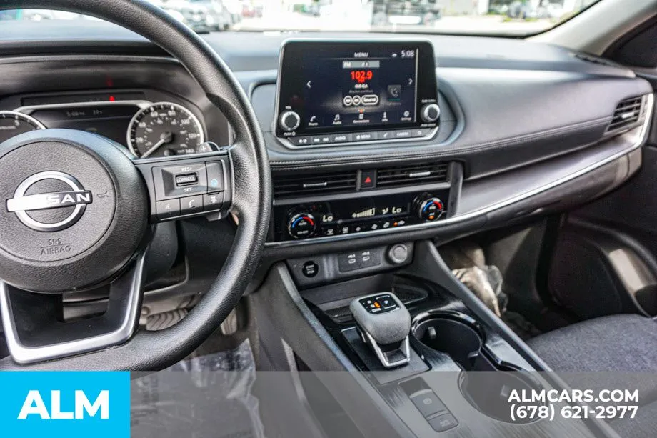 2024 Nissan Rogue SV - Photo 32