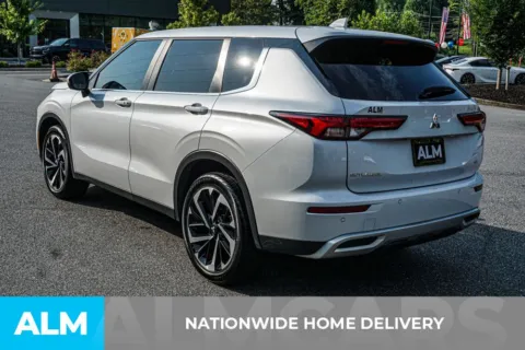 More photos of 2024 Mitsubishi Outlander SE at ALM Marietta, GA