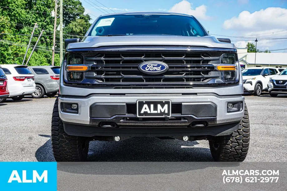2025 Ford F-150 XLT - Photo 10