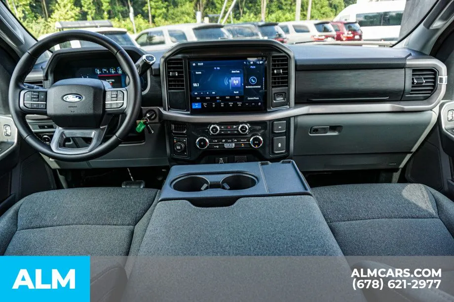 2025 Ford F-150 XLT - Photo 25