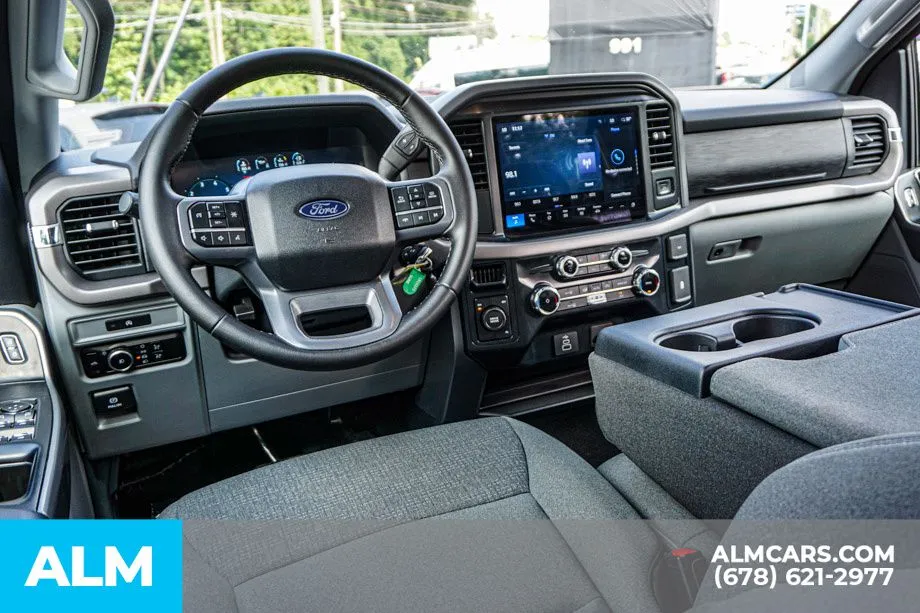 2025 Ford F-150 XLT - Photo 27