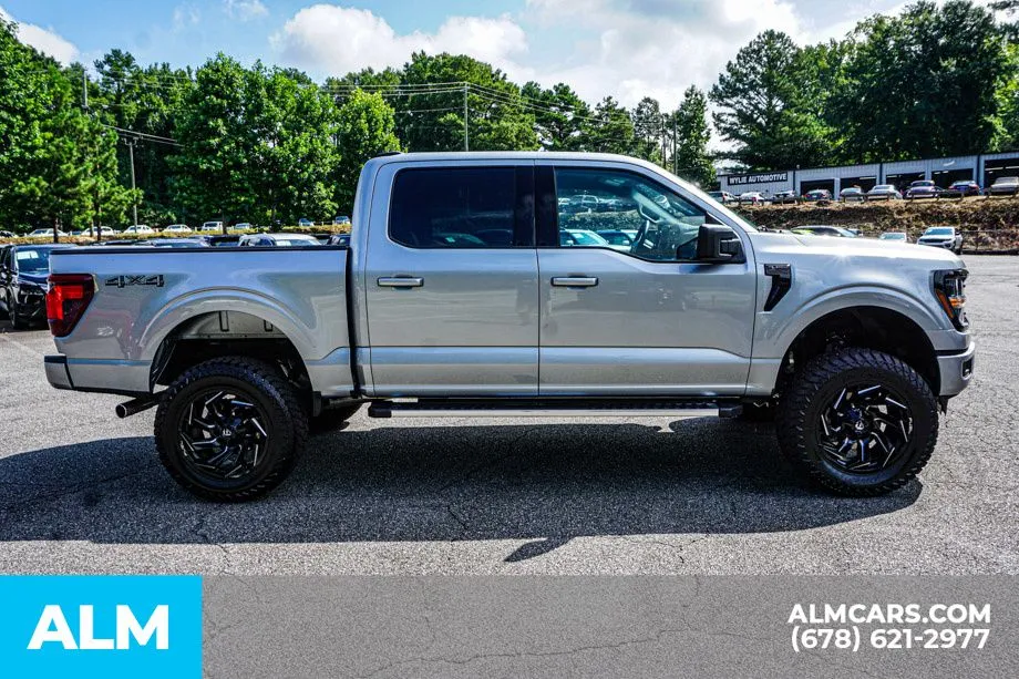 2025 Ford F-150 XLT - Photo 9