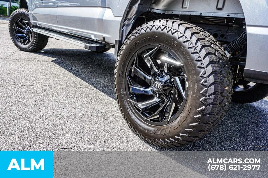 2025 Ford F-150 XLT - Photo 16
