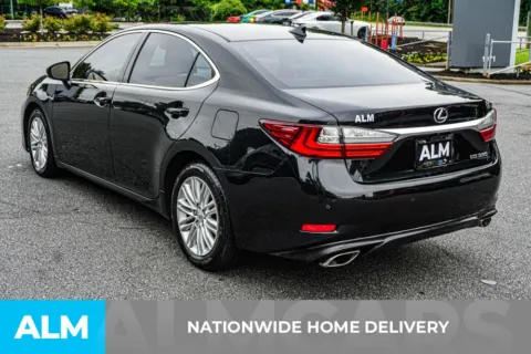 More photos of 2017 Lexus ES 350 at ALM Marietta, GA