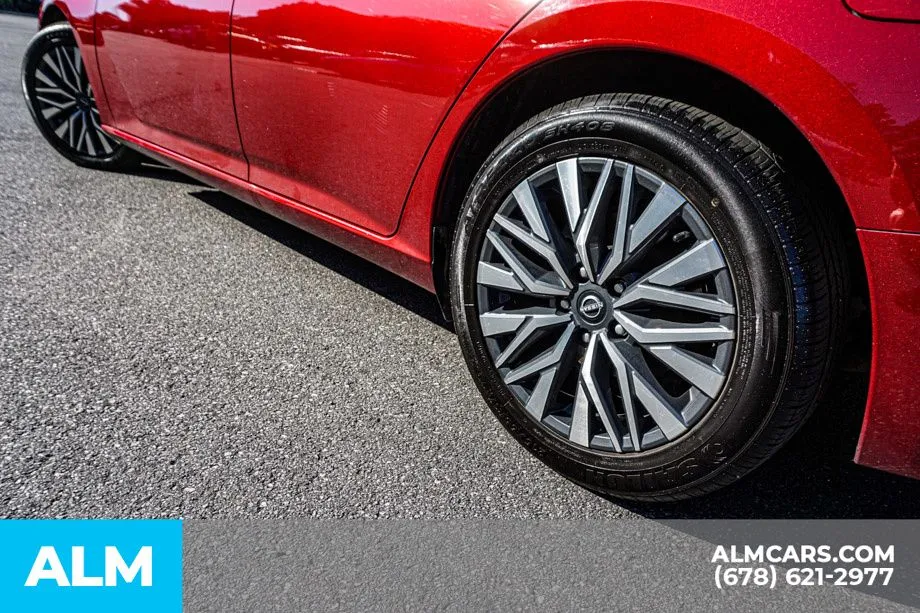 2024 Nissan Altima SV - Photo 15