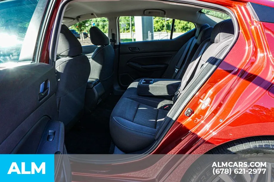 2024 Nissan Altima SV - Photo 20