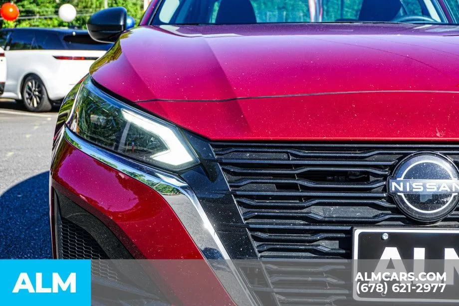 2024 Nissan Altima SV - Photo 11