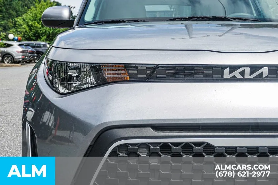 2025 Kia Soul LX - Photo 11