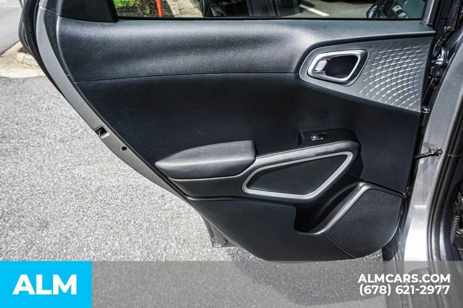 2025 Kia Soul LX - Photo 47