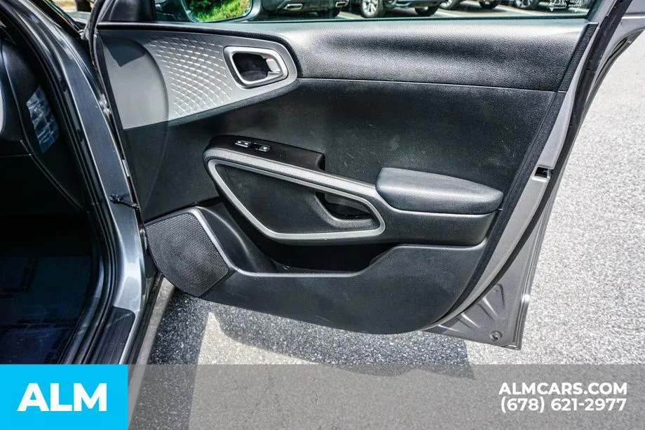 2025 Kia Soul LX - Photo 49