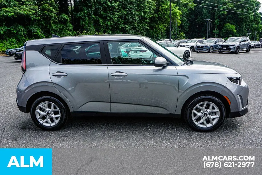 2025 Kia Soul LX - Photo 8