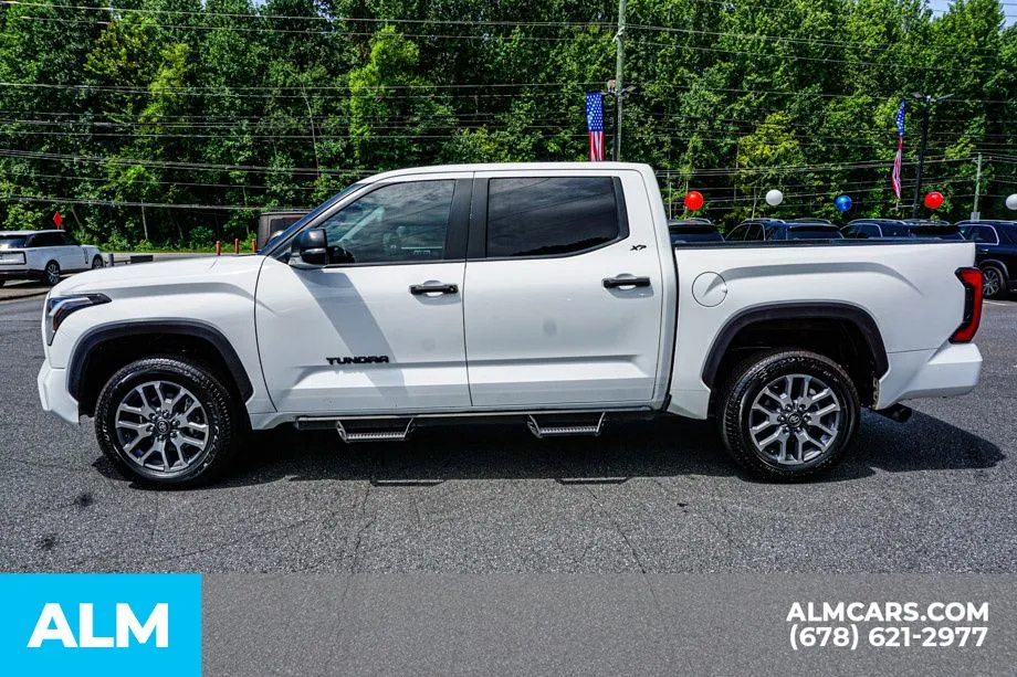2024 Toyota Tundra SR5 - Photo 6