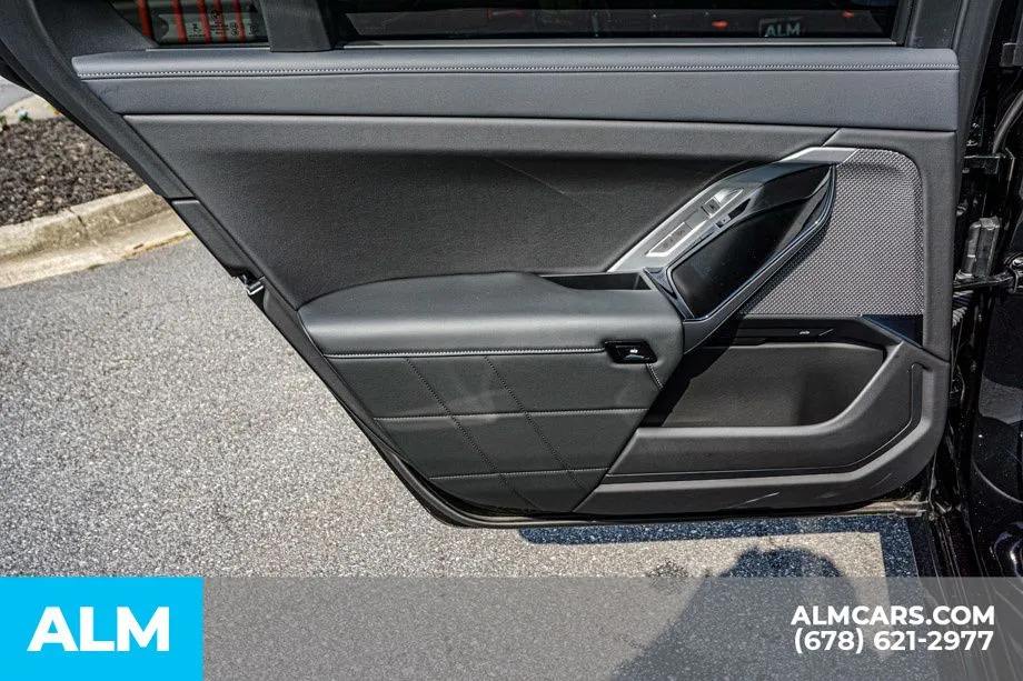 2025 BMW 7 Series 740i - Photo 57