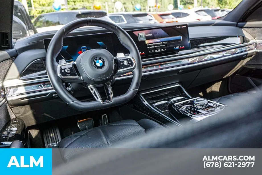 2025 BMW 7 Series 740i - Photo 27