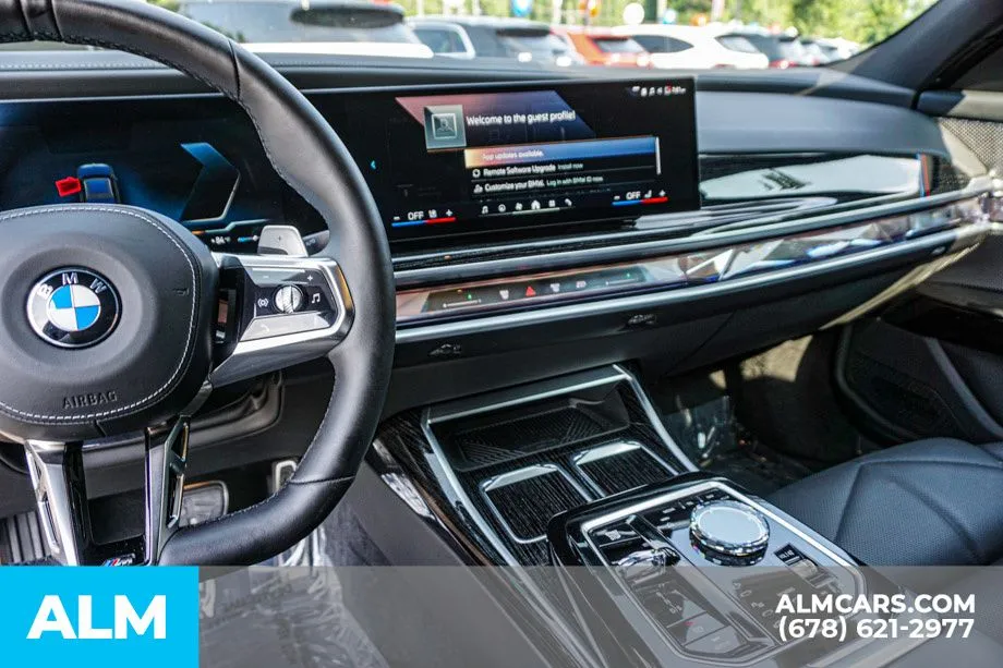 2025 BMW 7 Series 740i - Photo 34