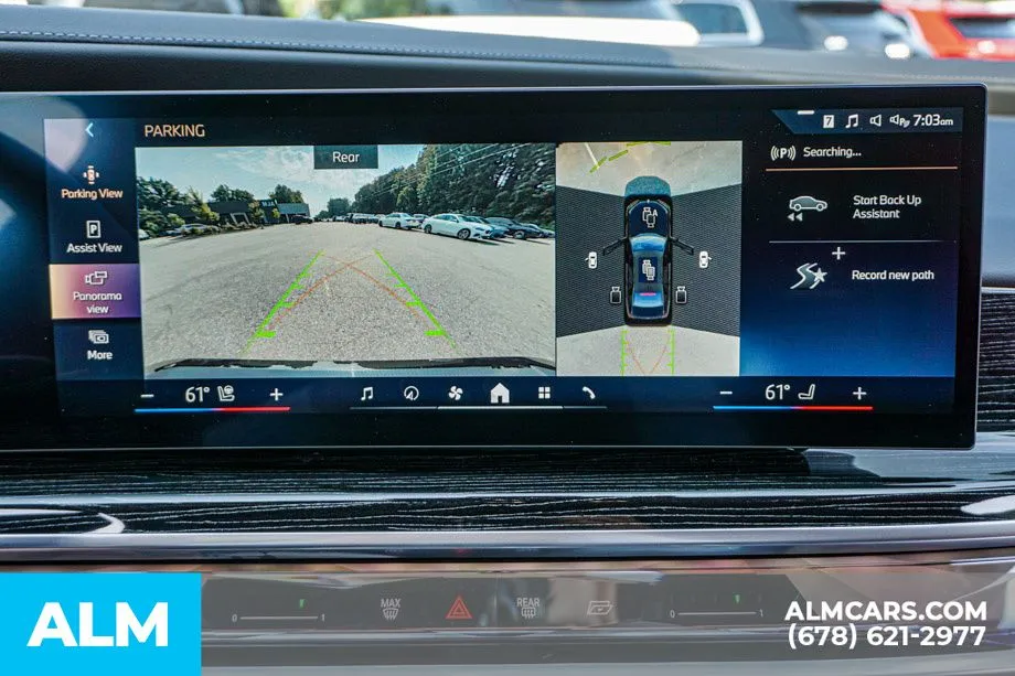 2025 BMW 7 Series 740i - Photo 40