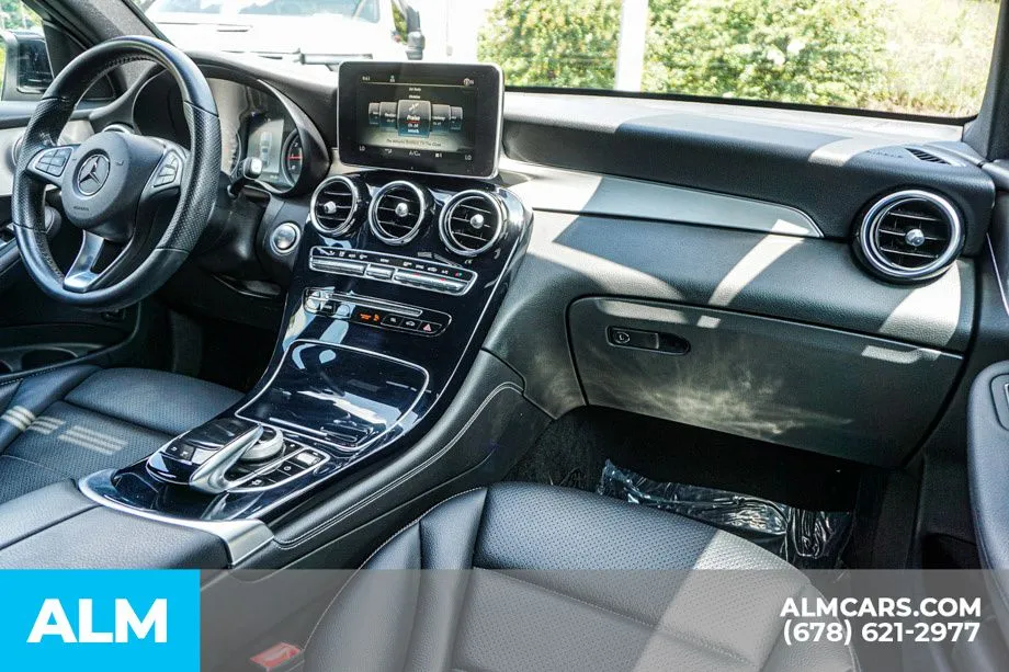 2019 Mercedes-Benz GLC Coupe GLC300 - Photo 23