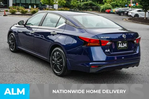More photos of 2022 Nissan Altima 2.5 S at ALM Marietta, GA