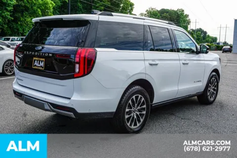 More photos of 2025 Ford Expedition Platinum at ALM Marietta, GA